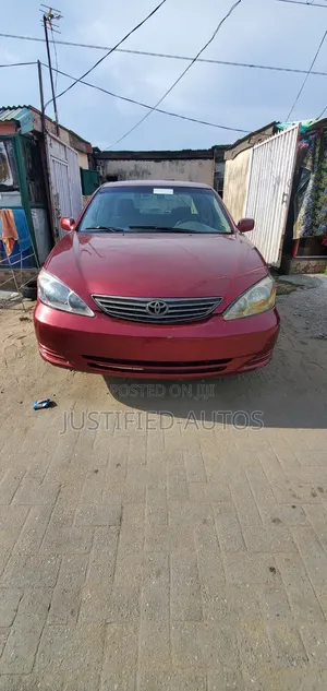 Toyota Camry LE 4dr Sedan (2.4L 4cyl 4A) 2004 Red