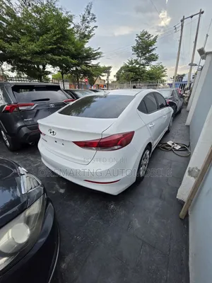 Hyundai Elantra ECO 2018 White