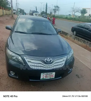 Toyota Camry 2010 Gray