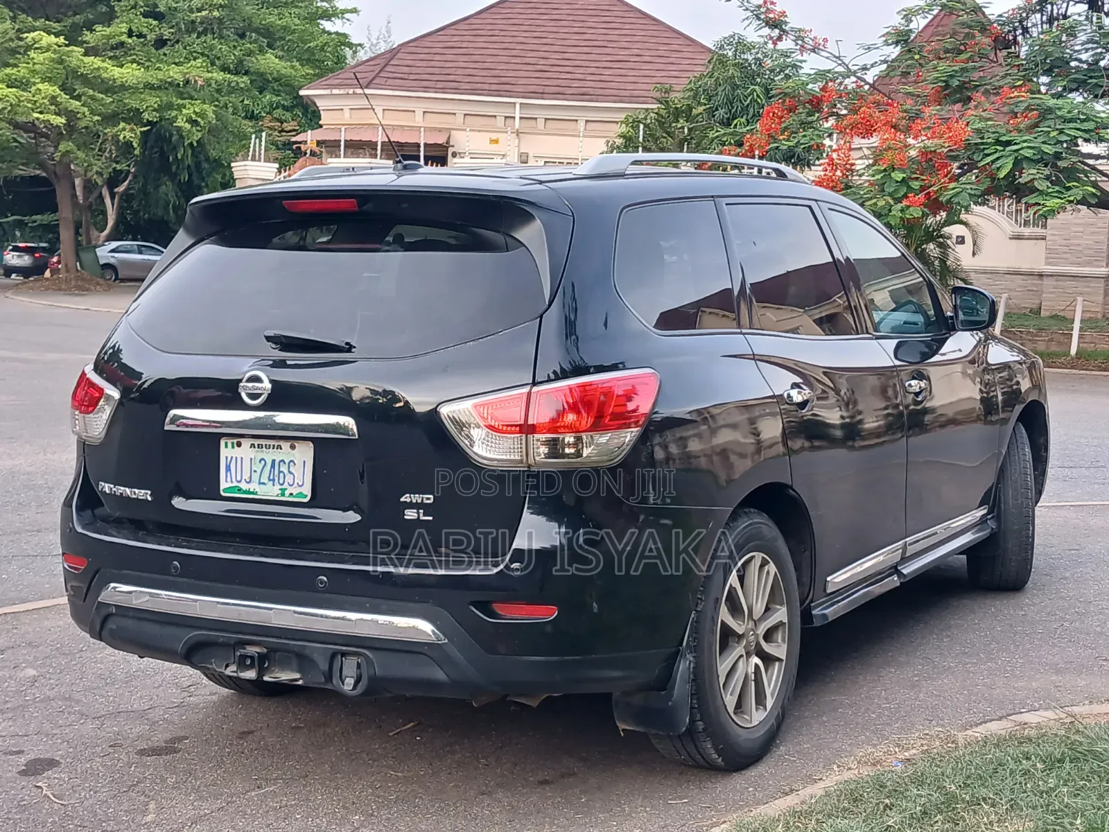 Nissan Pathfinder 2014 Black