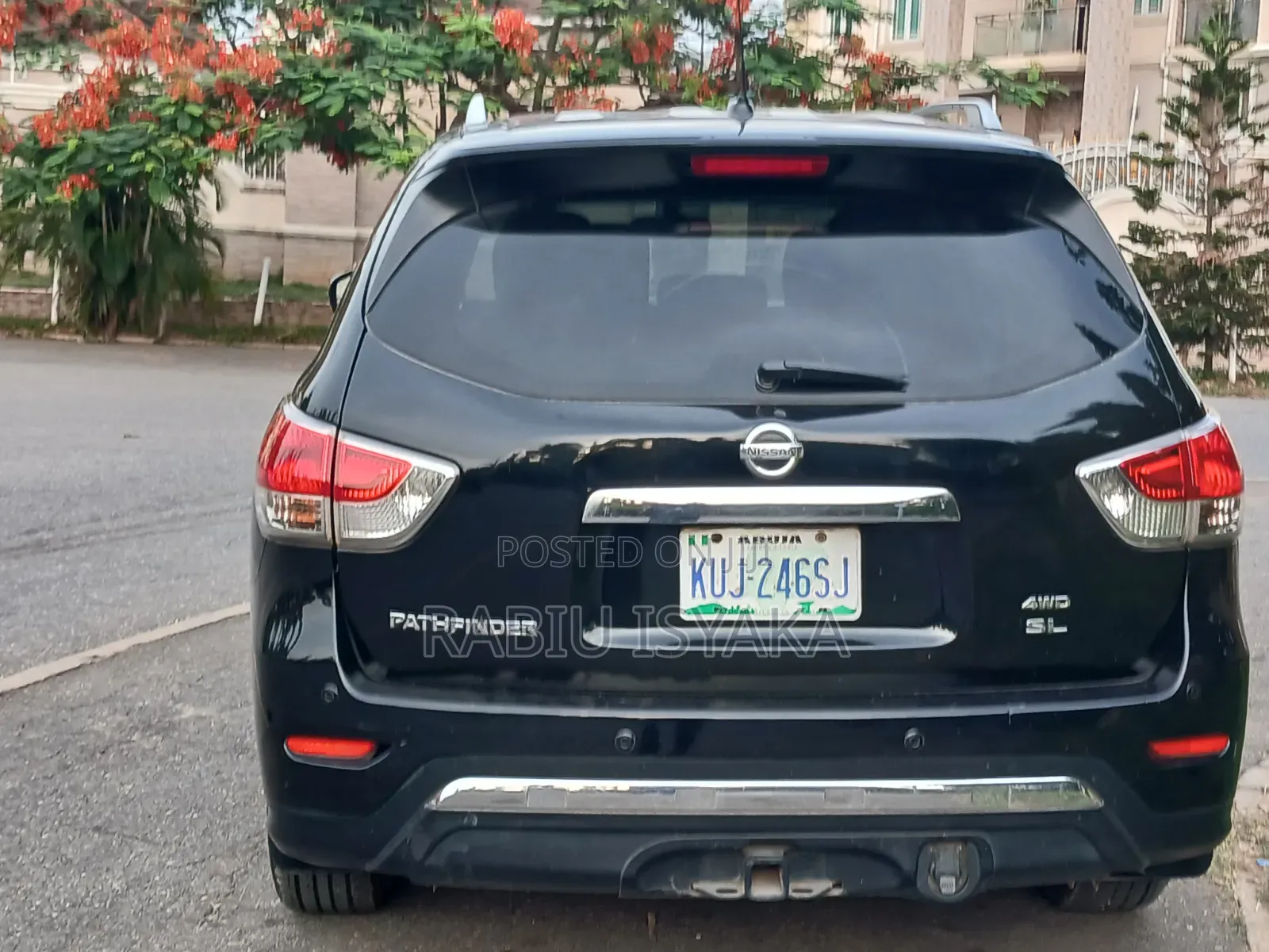 Nissan Pathfinder 2014 Black