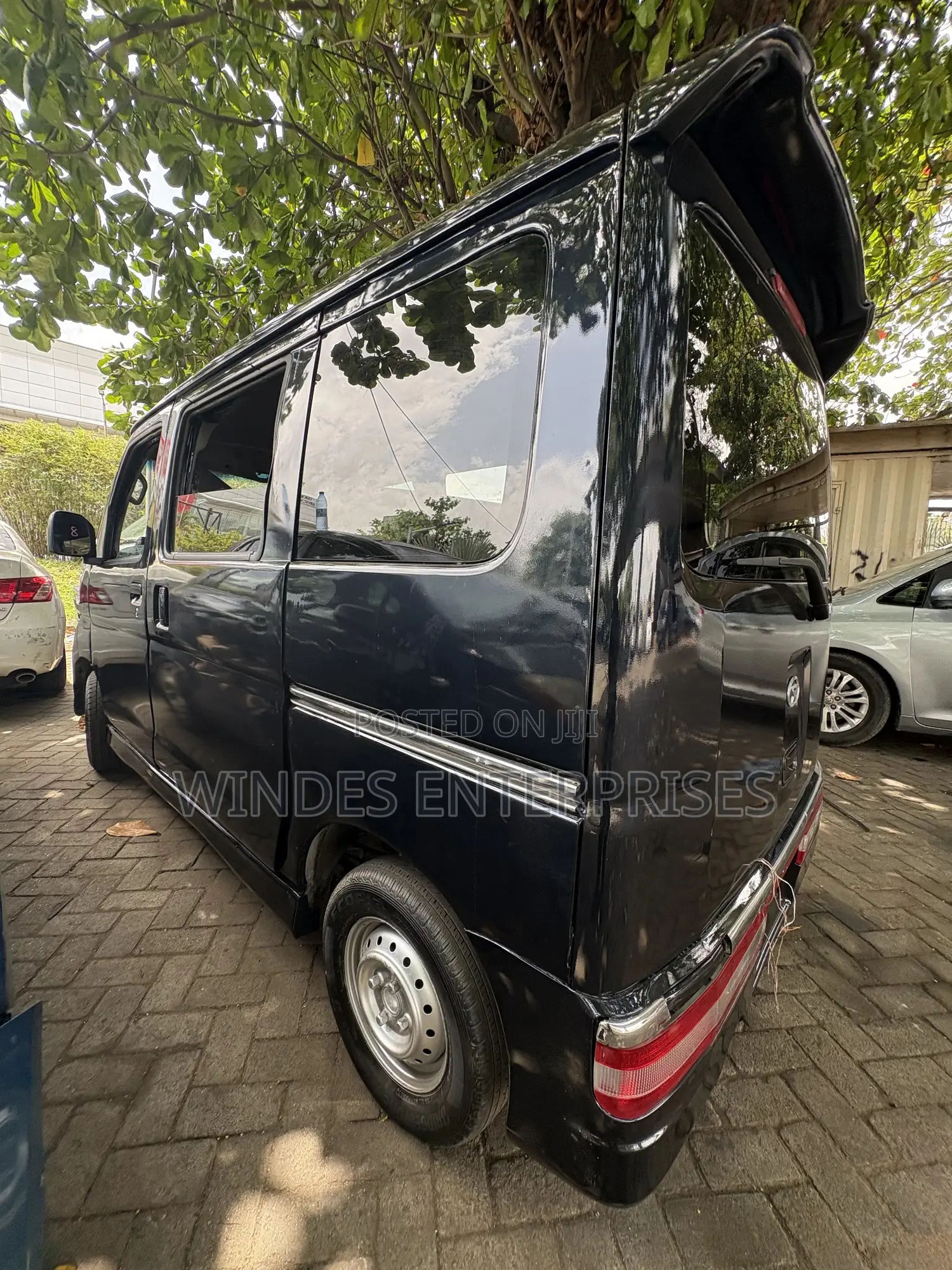 Daihatsu Hijet 2014 Black