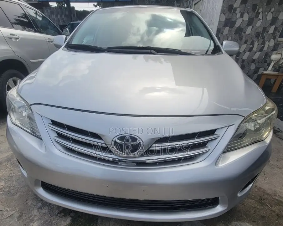 Toyota Corolla 2013 Silver