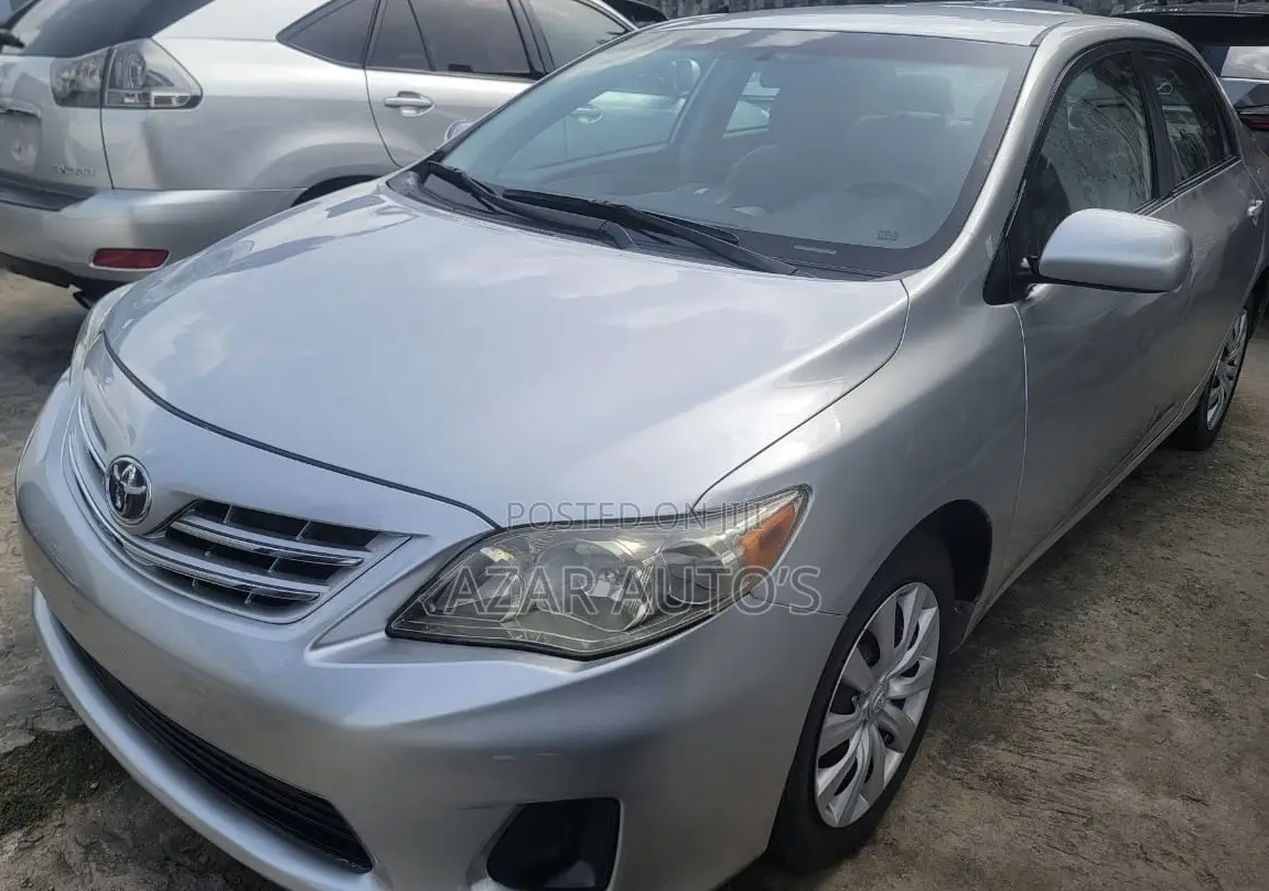 Toyota Corolla 2013 Silver