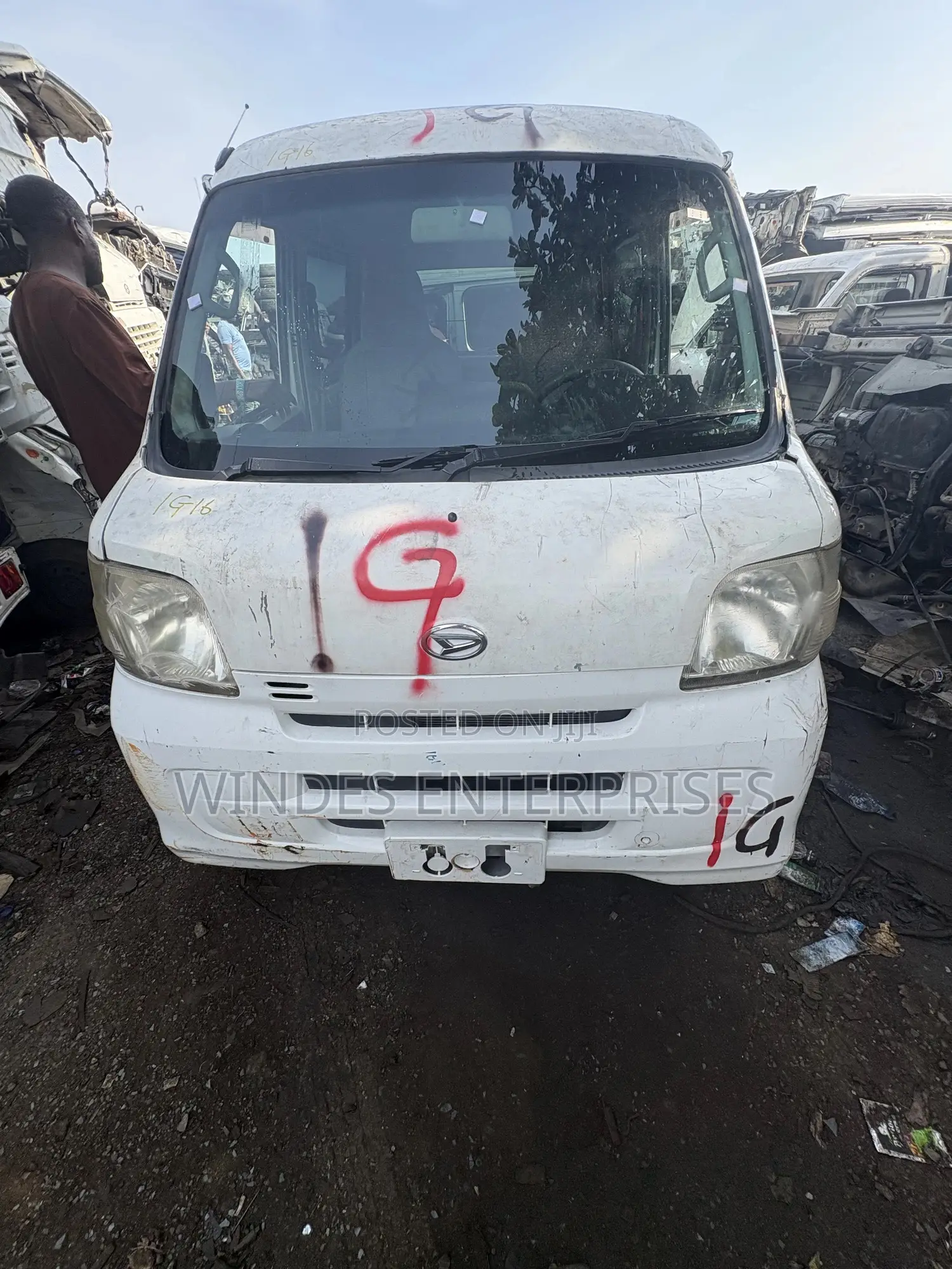 Daihatsu Hijet 2012 White