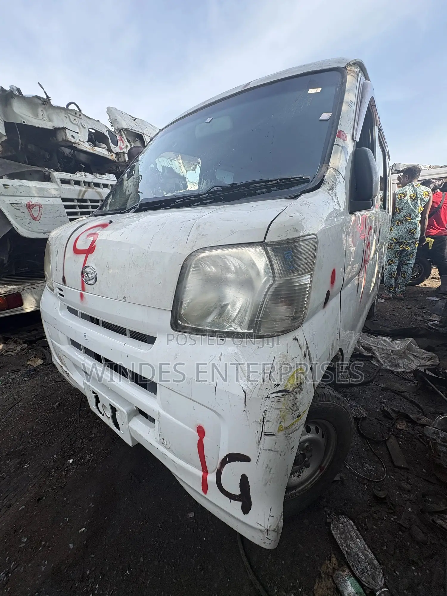 Daihatsu Hijet 2012 White