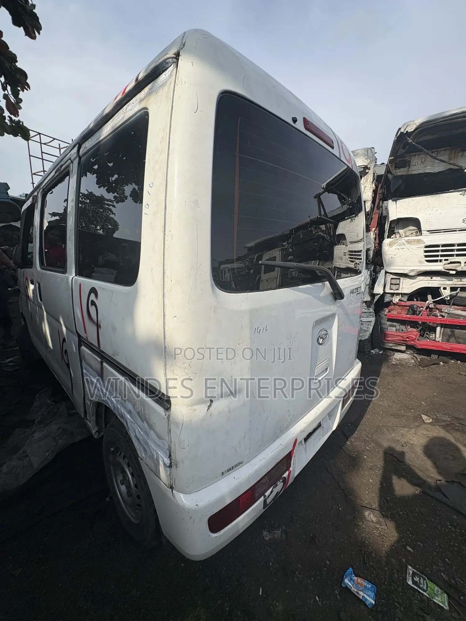 Daihatsu Hijet 2012 White