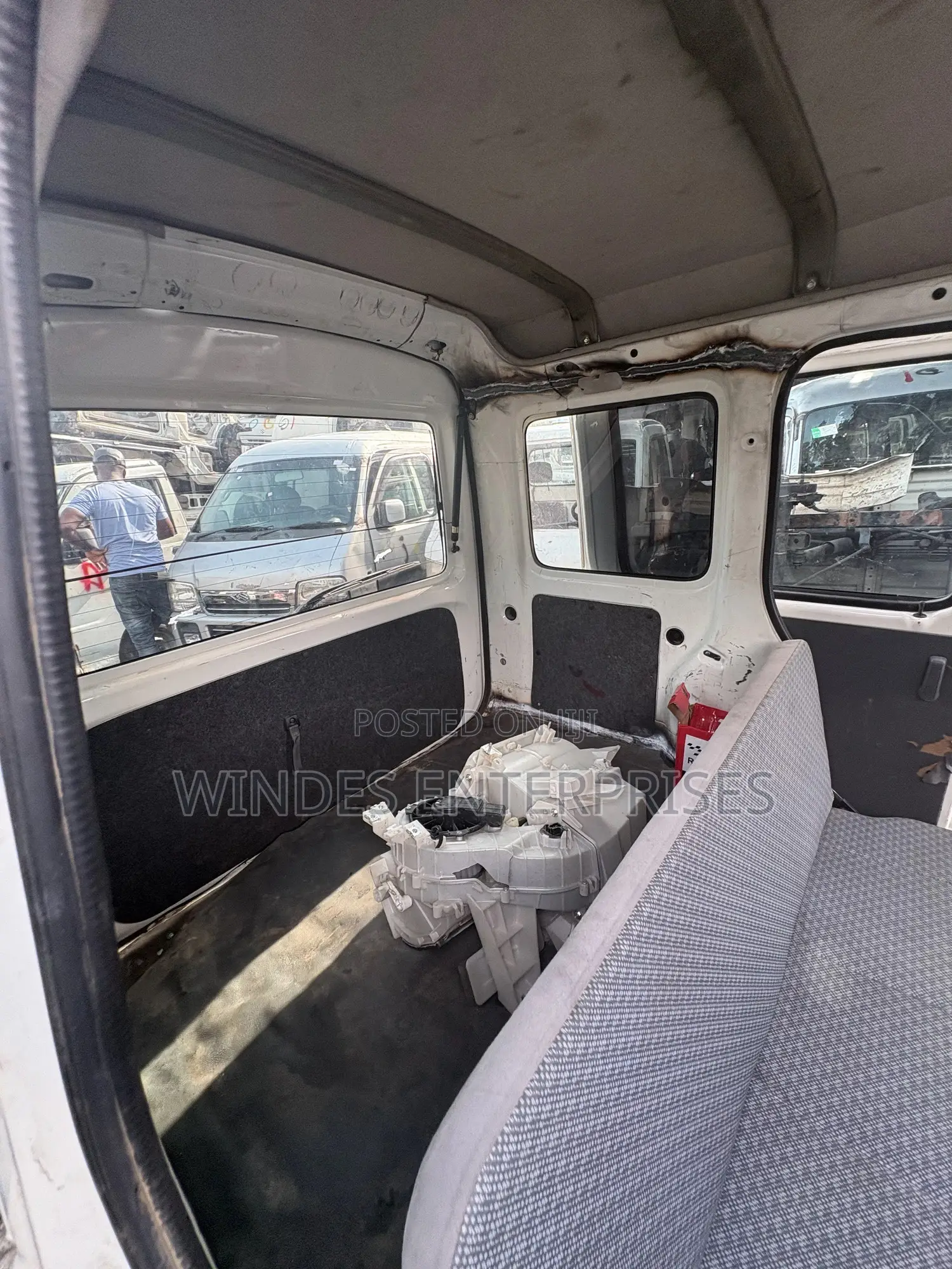 Daihatsu Hijet 2012 White