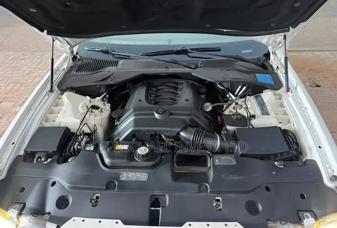 Jaguar XJ 2008 White