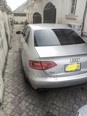 Audi A4 2.0T Premium Quattro 2010 Silver