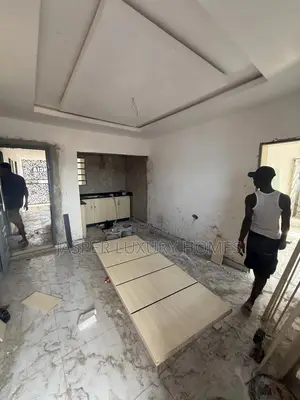 2bdrm Apartment in Shomolu for rent