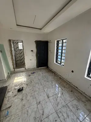 2bdrm Apartment in Shomolu for rent