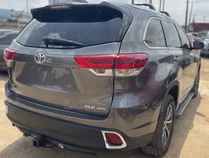 Toyota Highlander 2017 Gray
