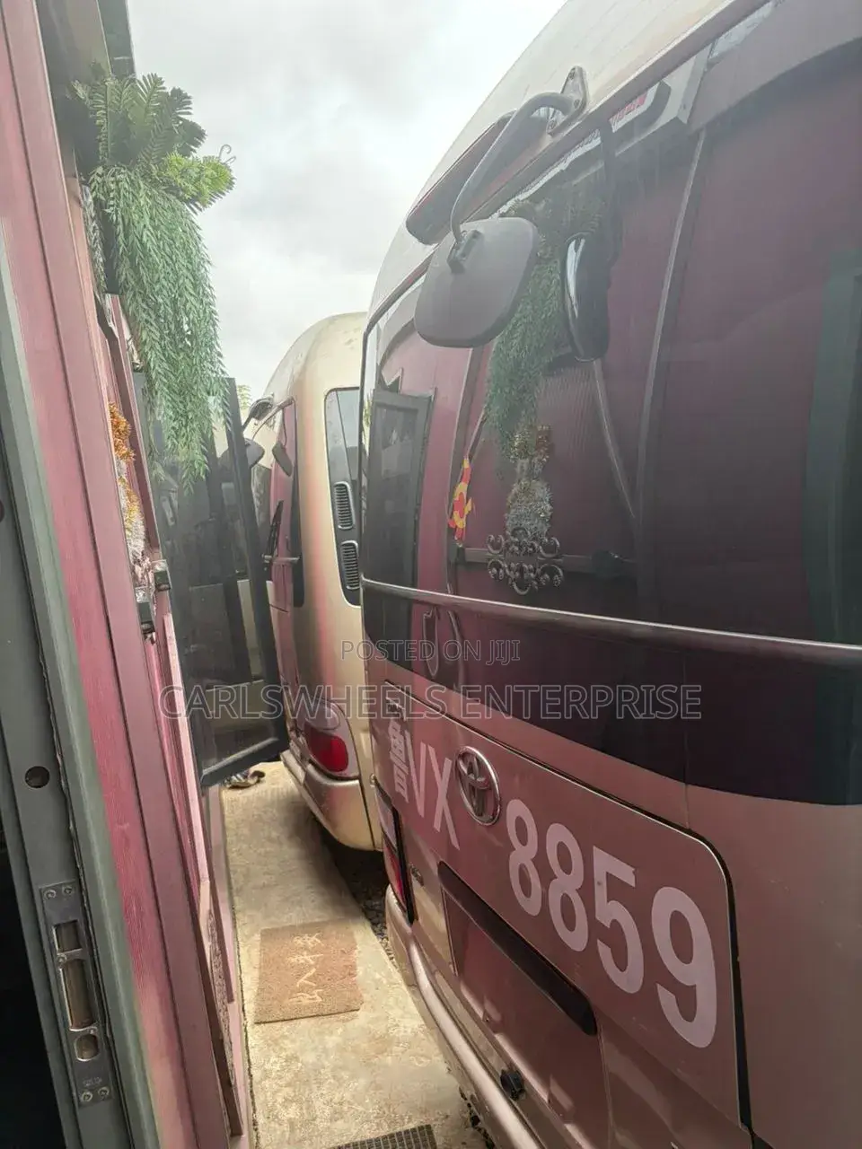 Toyota Coaster 2017 Gold