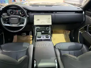 Land Rover Range Rover Vogue 2023 Black