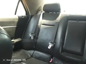 Cadillac Escalade 2005 Red