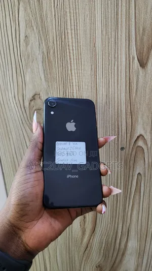 Apple iPhone XR 64 GB Black