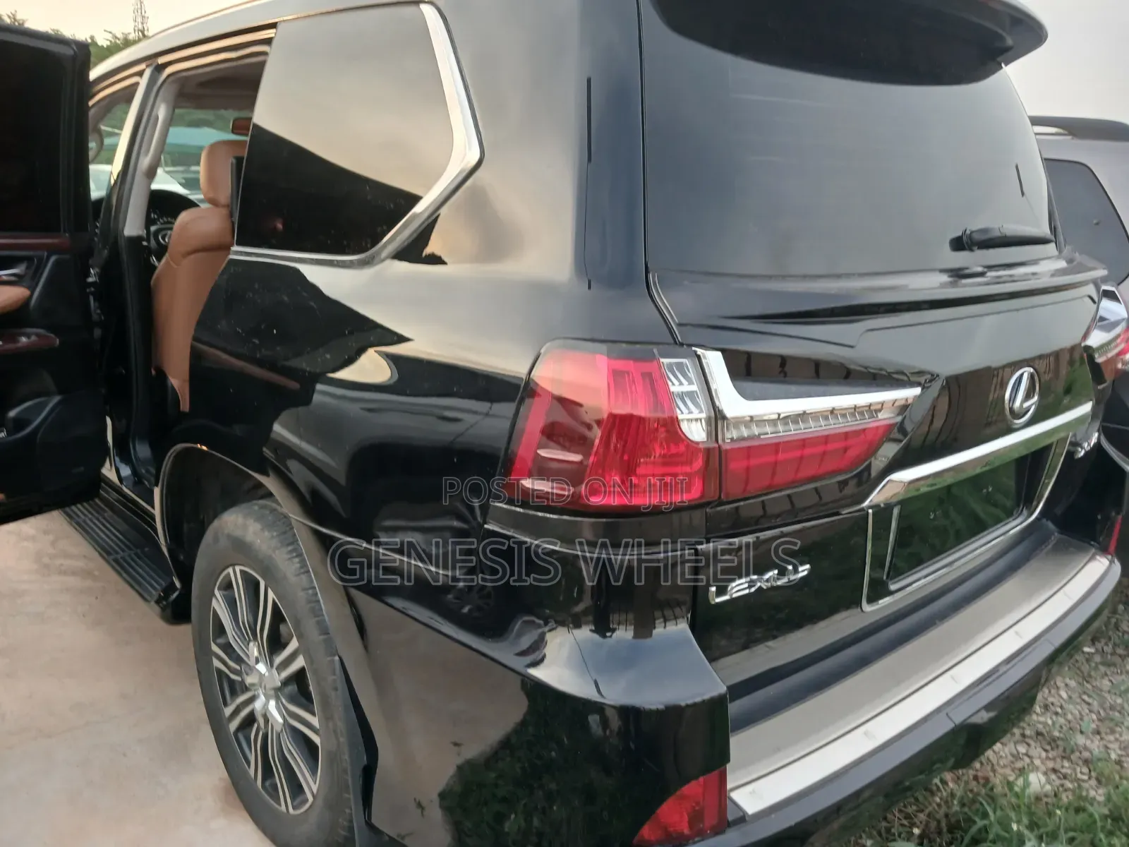 Lexus LX 570 AWD 2014 Black