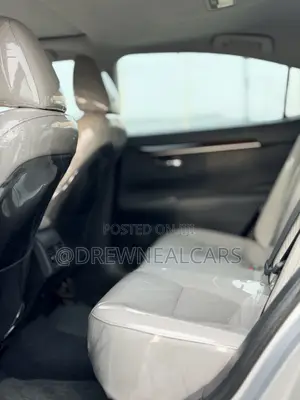 Lexus ES 2017 Silver