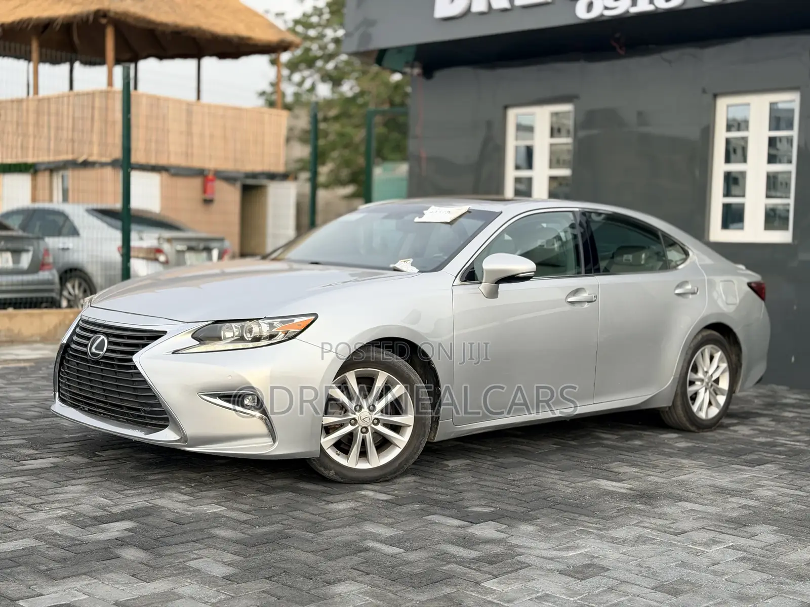 Lexus ES 2017 Silver