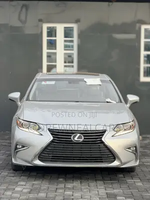 Lexus ES 2017 Silver