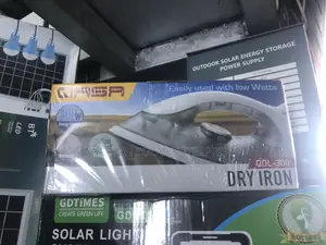Qasa Solar Iron