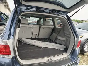 Toyota Highlander Limited 3.5l 4WD 2013 Blue