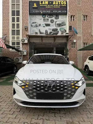 Hyundai Grandeur 2022 White