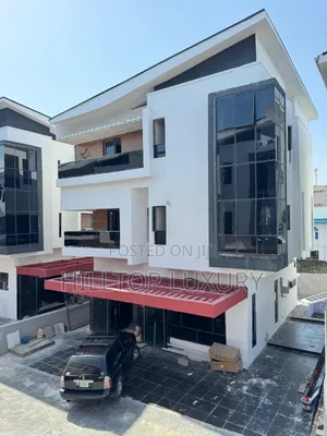 5bdrm Duplex in Ologolo for sale