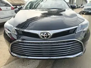 Toyota Avalon Touring FWD Sedan (3.6L 6cyl 6A) 2016 Matt Black