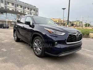 Toyota Highlander Platinum AWD 2023 Blue