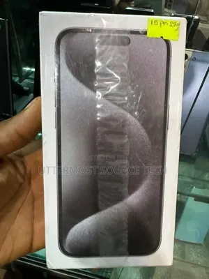 New Apple iPhone 15 Pro Max 256 GB Black