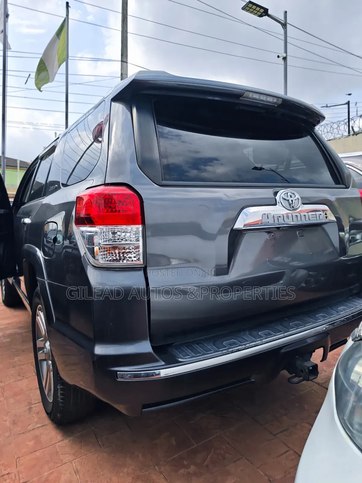 Toyota 4-Runner Limited 4X4 2013