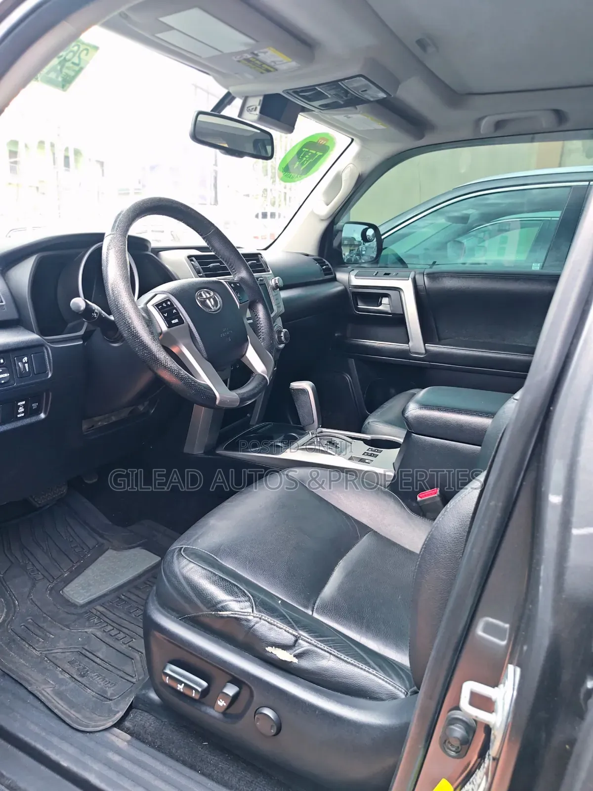 Toyota 4-Runner Limited 4X4 2013