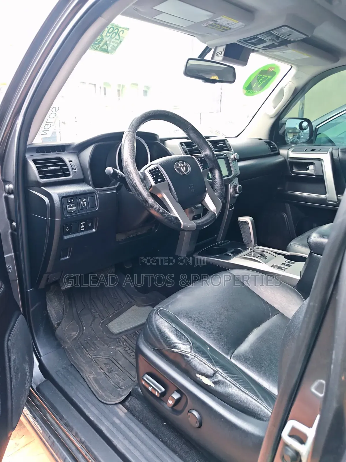 Toyota 4-Runner Limited 4X4 2013