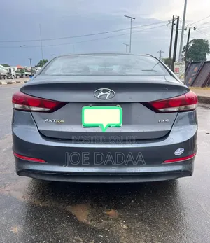 Hyundai Elantra 2018 Gray