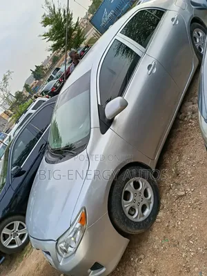 Toyota Corolla LE 4dr Sedan (1.8L 4cyl 4A) 2011 Silver