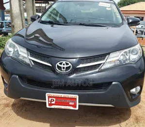 Toyota RAV4 Limited 4dr SUV (2.5L 4cyl 6A) 2014 Gray