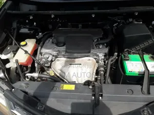 Toyota RAV4 Limited 4dr SUV (2.5L 4cyl 6A) 2014 Gray