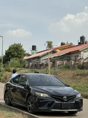 Toyota Camry 2018 Black