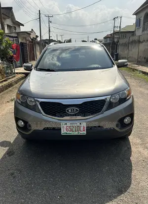 Kia Sorento LX 2012 Gray