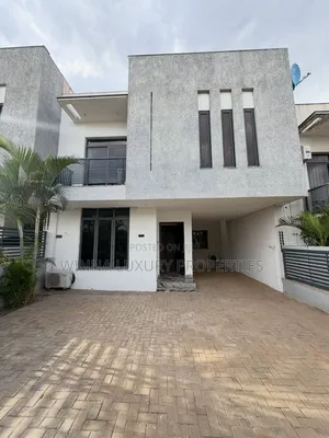6bdrm Townhouse / Terrace in Life Camp for rent