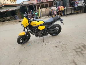 Yamaha FZ 2017 Yellow