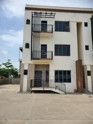 4bdrm Duplex in Kado for rent