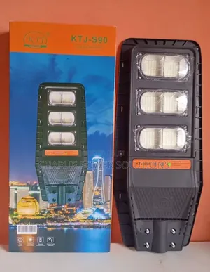 KTJ 300watts 3eyes Solar Streetlight