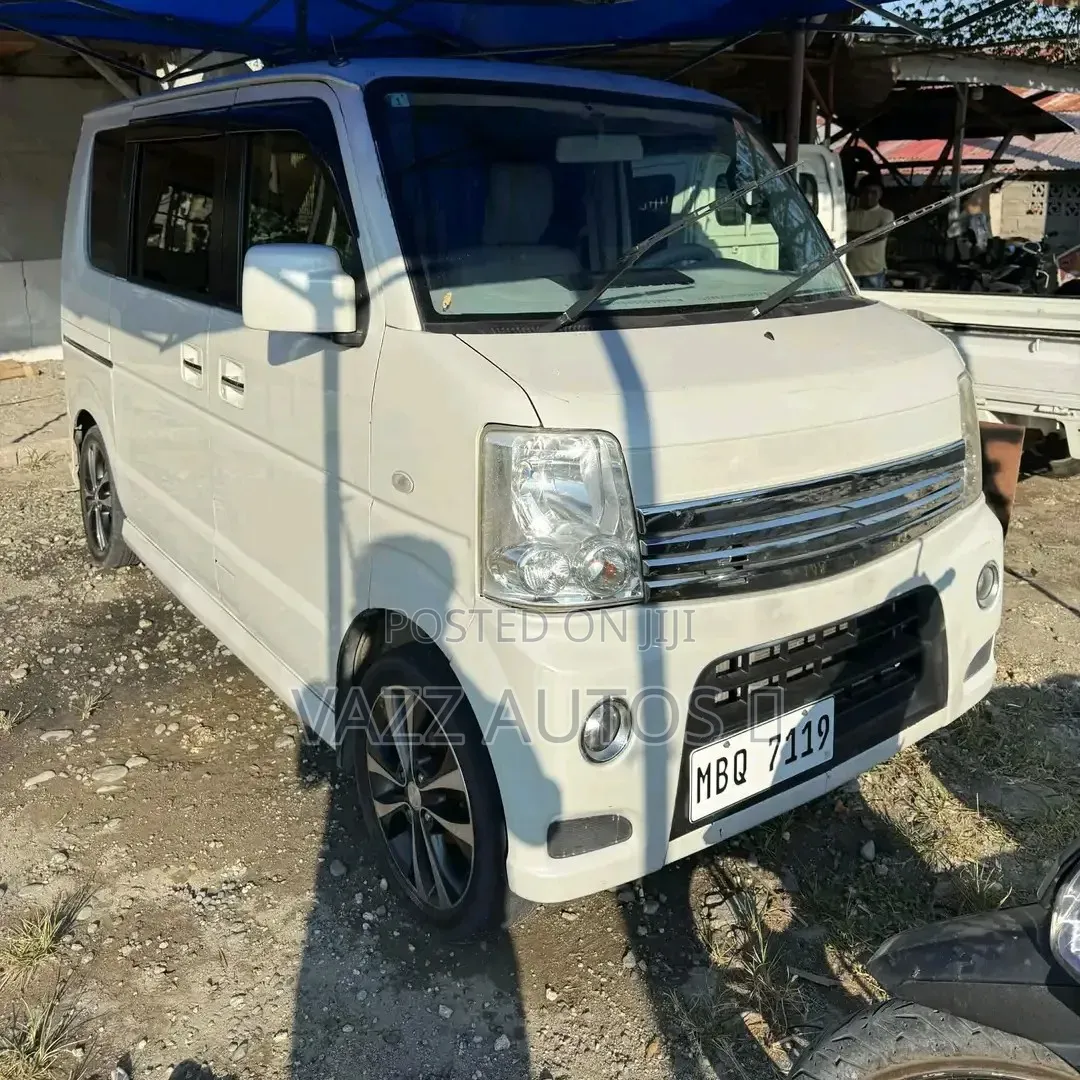 New Suzuki Every 2015 Silver