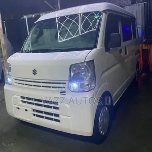 New Suzuki Every 2005 White