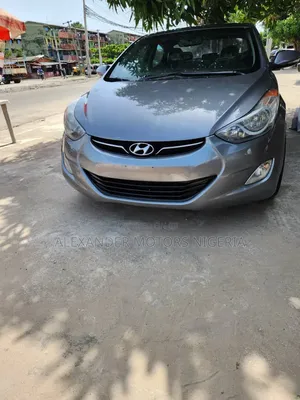 Hyundai Elantra Limited Sedan FWD (1.8L 4cyl 6A) 2013 Gray