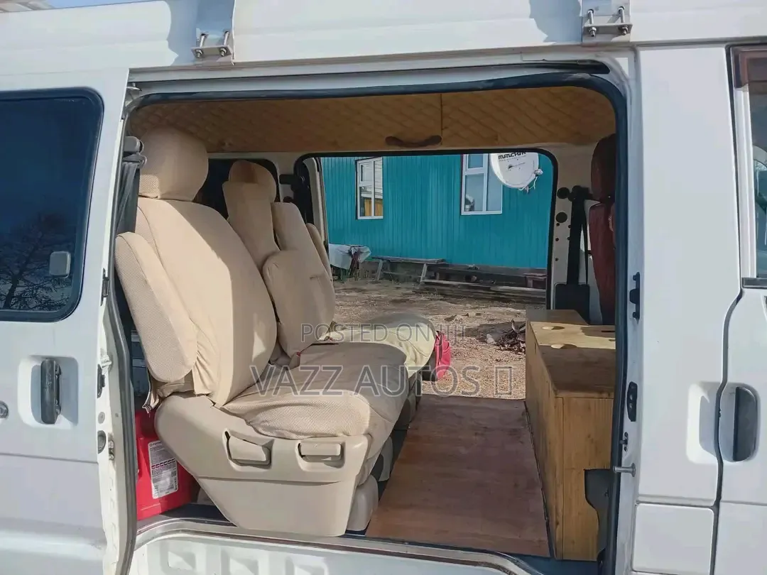 New Mazda Bongo 2005 White
