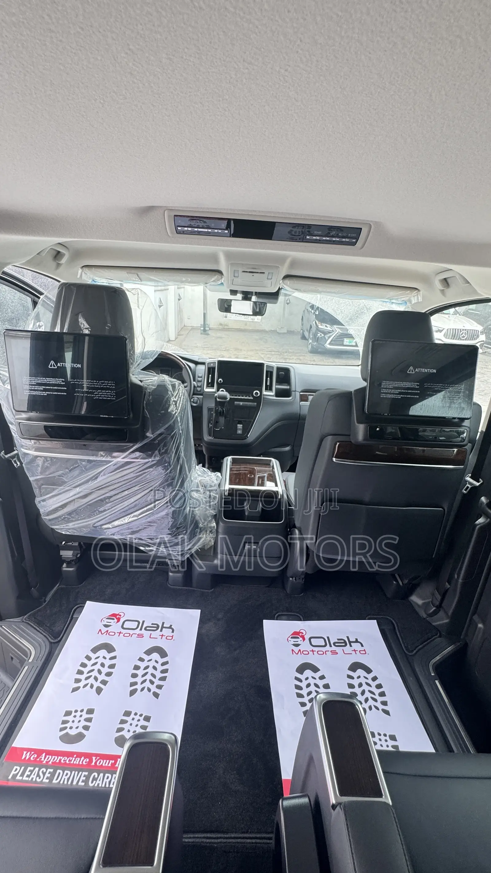 New Toyota Granvia 2025 Black